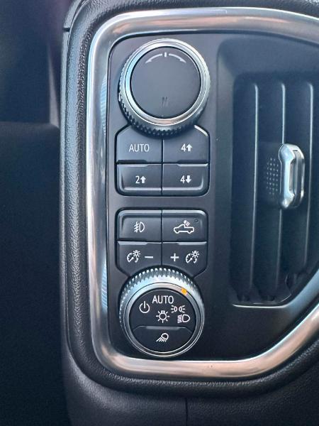 GMC Sierra 1500 AT4 Crew Cab 4WD 2019