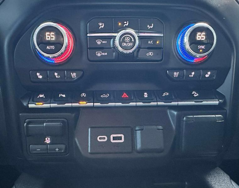 GMC Sierra 1500 AT4 Crew Cab 4WD 2019