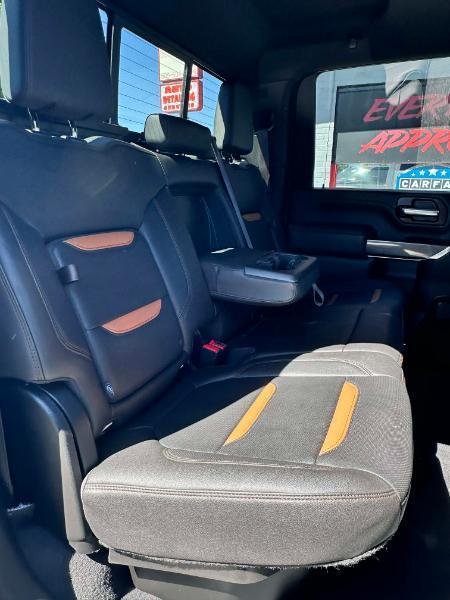 GMC Sierra 3500HD AT4 Crew Cab 4WD 2022