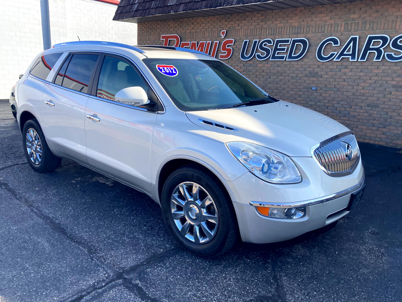 Buick Enclave AWD 4dr Leather 2012