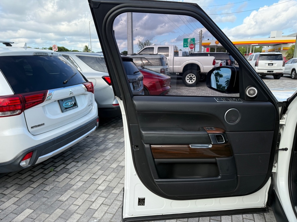 Land Rover Range Rover 4WD 4dr Diesel 2016 Land Rover Range Rover 4WD 4dr Diesel 2016