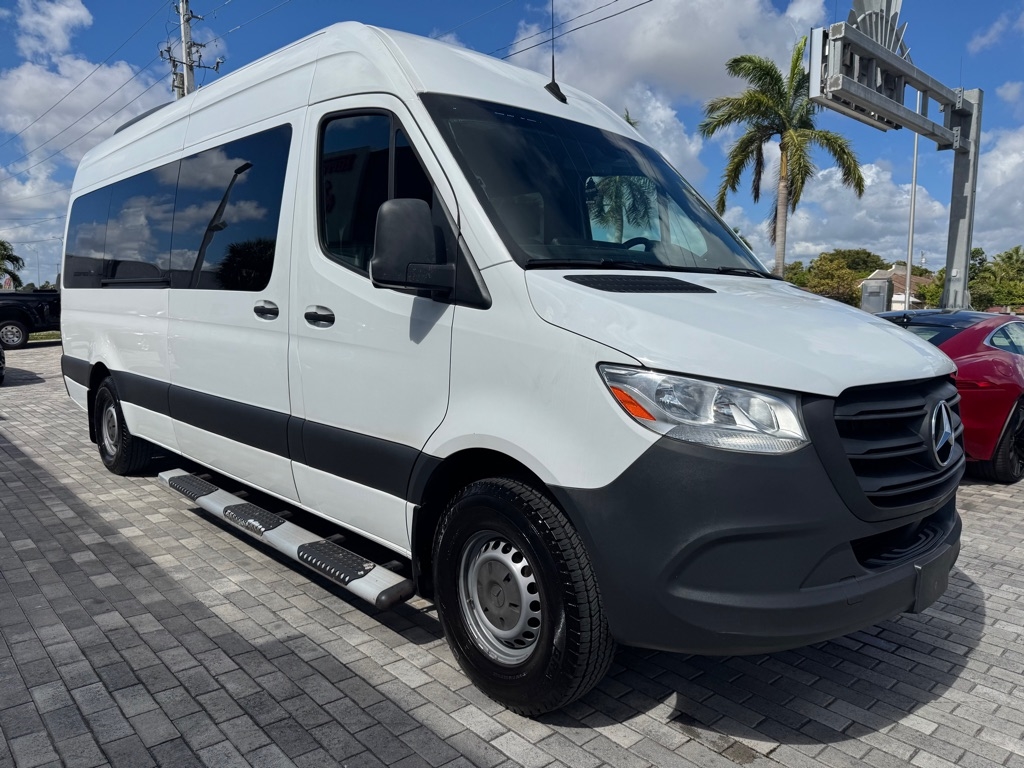 Mercedes-Benz Sprinter Passenger Van 2500 High Roof V6 170" RWD 2020 Mercedes-Benz Sprinter Passenger Van 2500 High Roof V6 170" RWD 2020