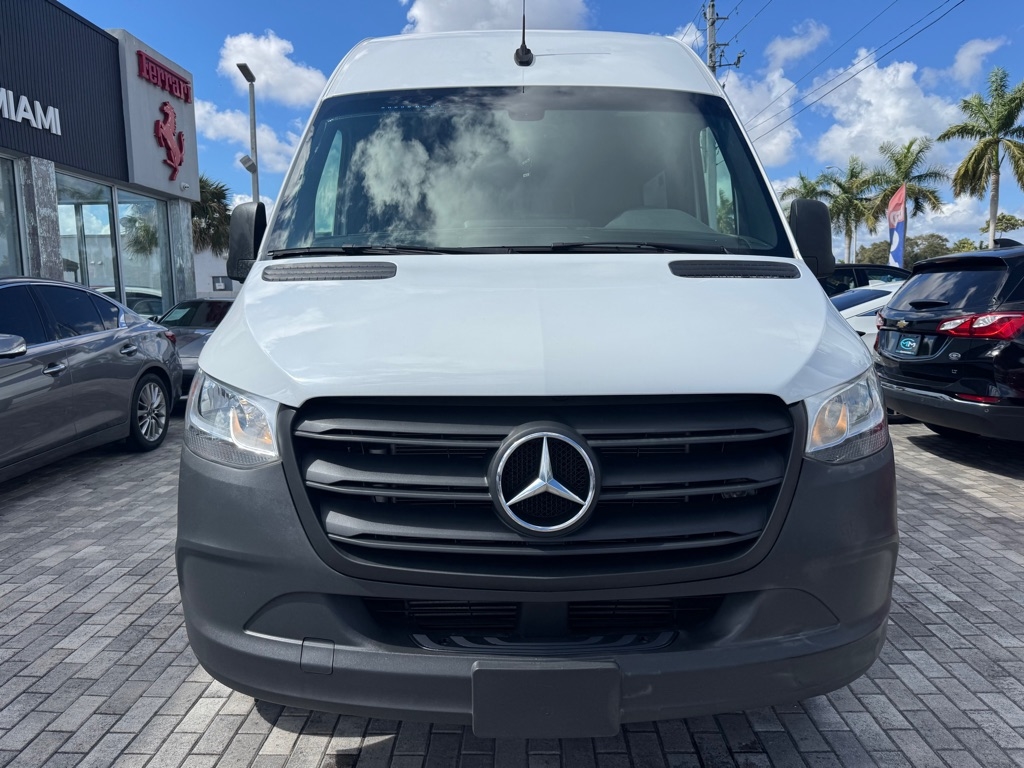 Mercedes-Benz Sprinter Passenger Van 2500 High Roof V6 170" RWD 2020 Mercedes-Benz Sprinter Passenger Van 2500 High Roof V6 170" RWD 2020