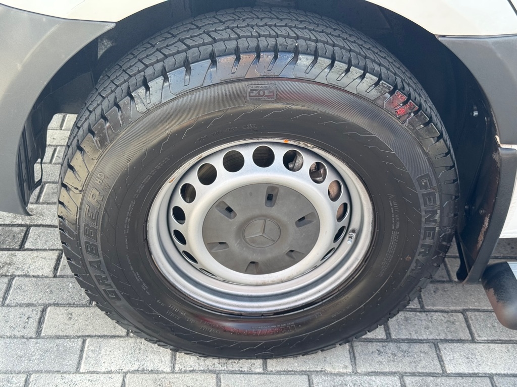 Mercedes-Benz Sprinter Passenger Van 2500 High Roof V6 170" RWD 2020 Mercedes-Benz Sprinter Passenger Van 2500 High Roof V6 170" RWD 2020