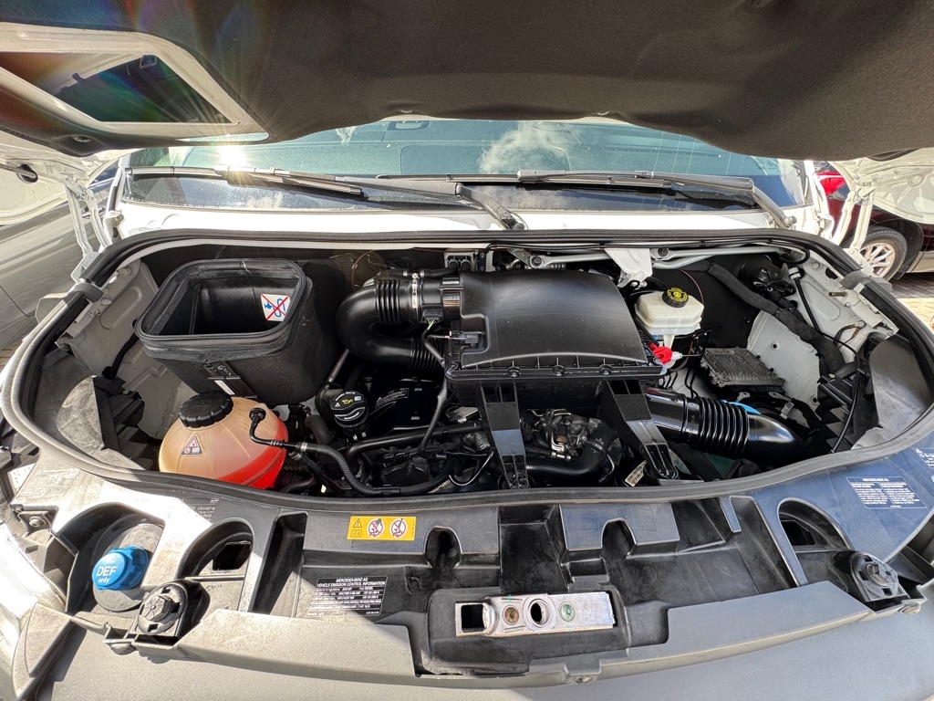 Mercedes-Benz Sprinter Passenger Van 2500 High Roof V6 170" RWD 2020 Mercedes-Benz Sprinter Passenger Van 2500 High Roof V6 170" RWD 2020