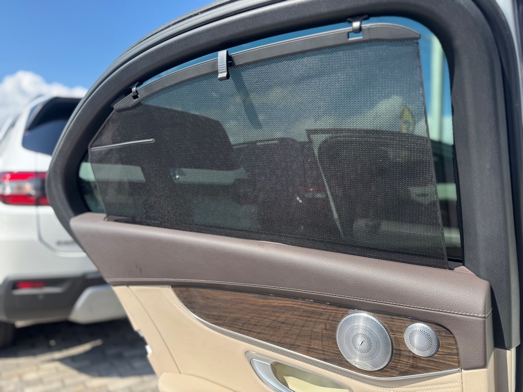 Mercedes-Benz C-Class 4dr Sdn C 300 4MATIC 2015 Mercedes-Benz C-Class 4dr Sdn C 300 4MATIC 2015