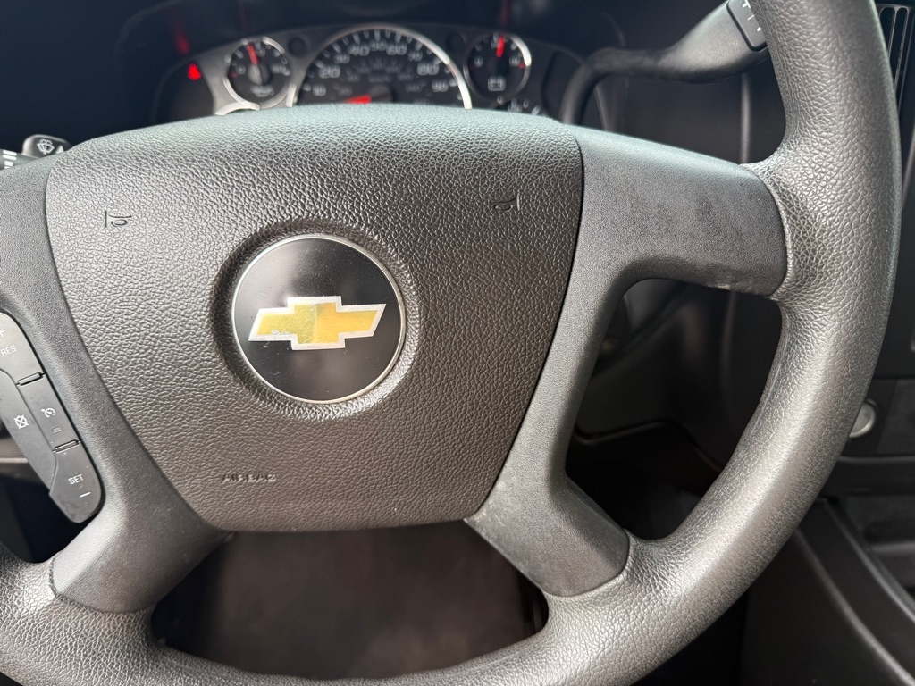 Chevrolet Express Passenger RWD 3500 155" LT 2020 Chevrolet Express Passenger RWD 3500 155" LT 2020