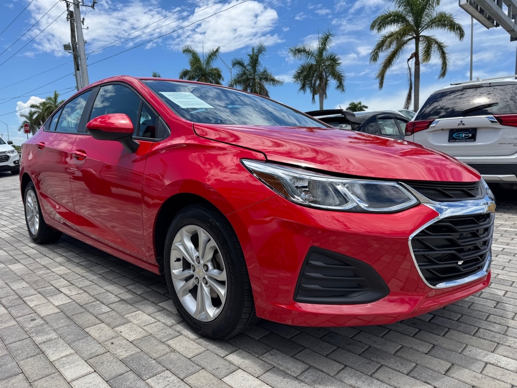 2019 Chevrolet Cruze 4dr Sdn LS