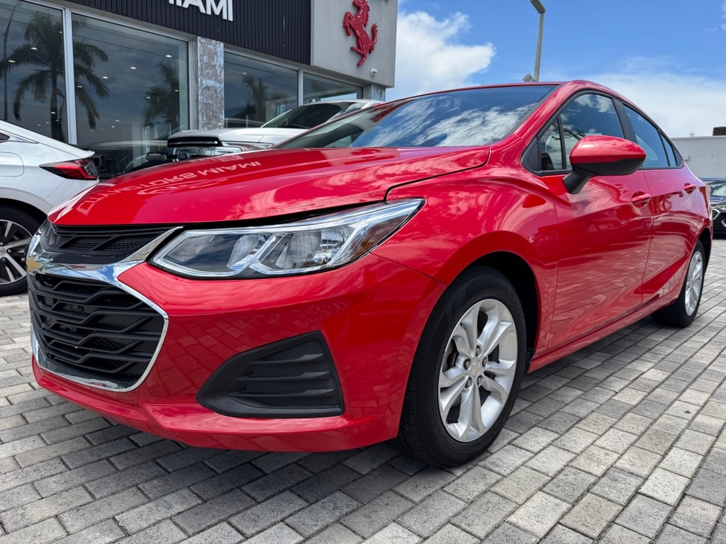 Chevrolet Cruze 4dr Sdn LS 2019 Chevrolet Cruze 4dr Sdn LS 2019