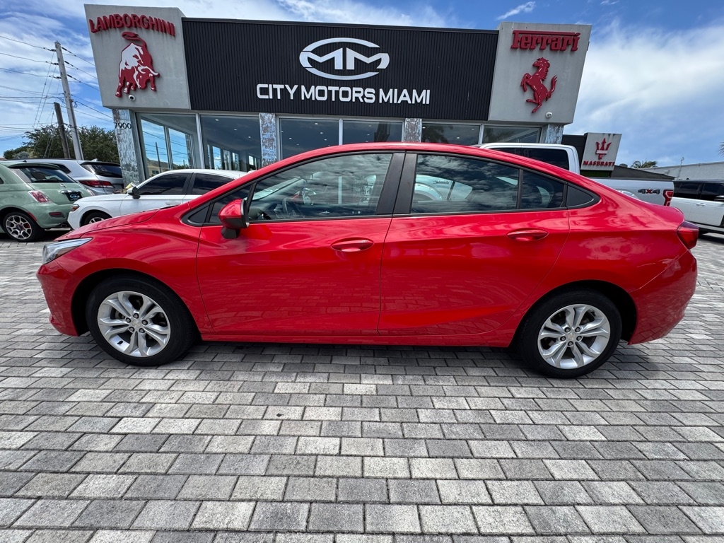 Chevrolet Cruze 4dr Sdn LS 2019 Chevrolet Cruze 4dr Sdn LS 2019