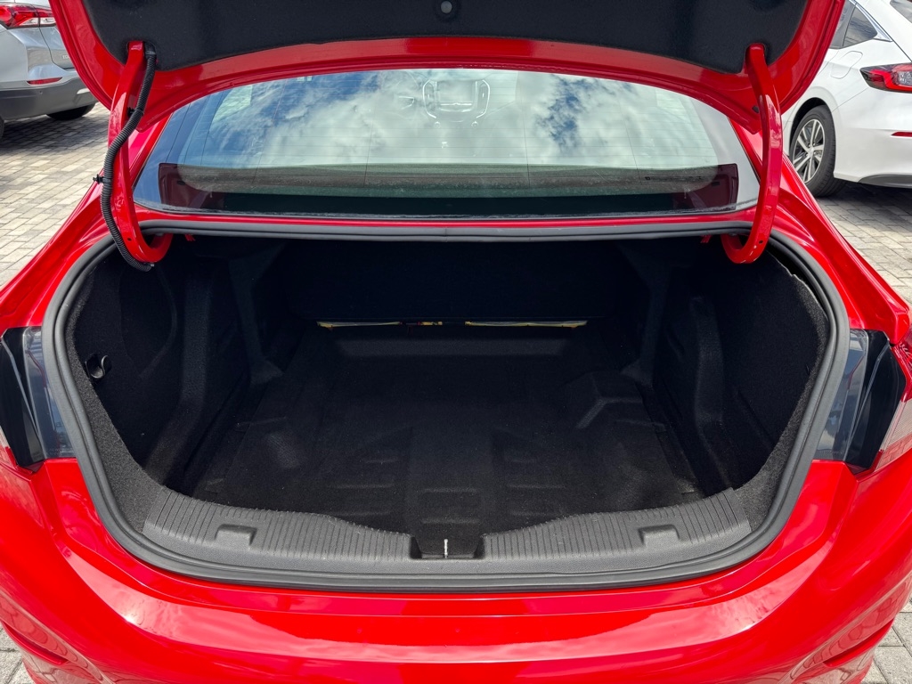 Chevrolet Cruze 4dr Sdn LS 2019 Chevrolet Cruze 4dr Sdn LS 2019