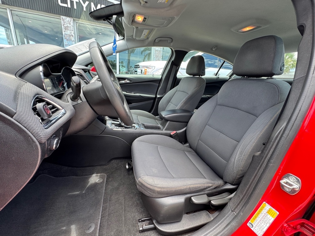 Chevrolet Cruze 4dr Sdn LS 2019 Chevrolet Cruze 4dr Sdn LS 2019