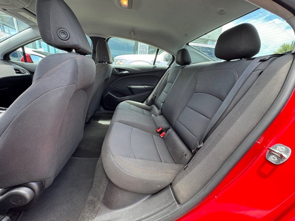 Chevrolet Cruze 4dr Sdn LS 2019 Chevrolet Cruze 4dr Sdn LS 2019