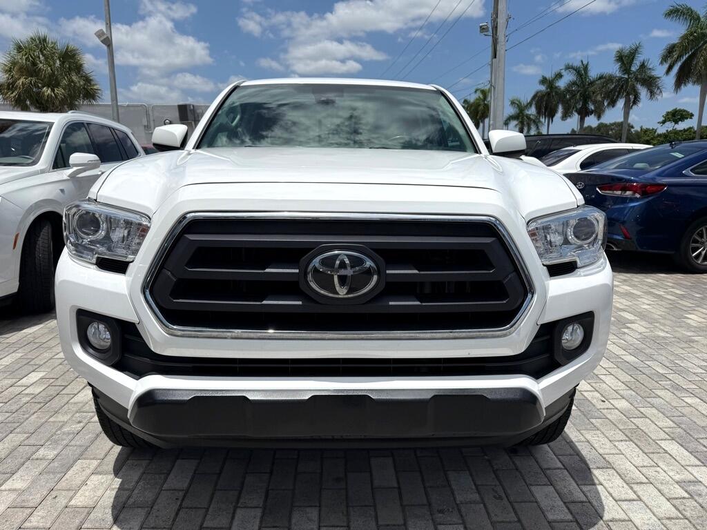2021 Toyota Tacoma SR5 Double Cab photo 2