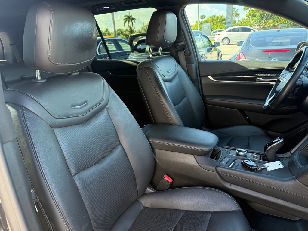 Cadillac XT6 FWD 4dr Premium Luxury 2020 Cadillac XT6 FWD 4dr Premium Luxury 2020