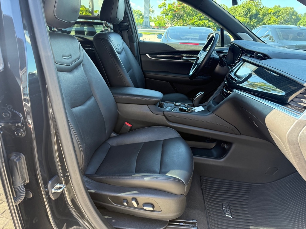 Cadillac XT6 FWD 4dr Premium Luxury 2020 Cadillac XT6 FWD 4dr Premium Luxury 2020