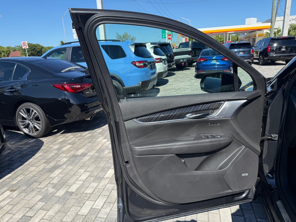 Cadillac XT6 FWD 4dr Premium Luxury 2020 Cadillac XT6 FWD 4dr Premium Luxury 2020