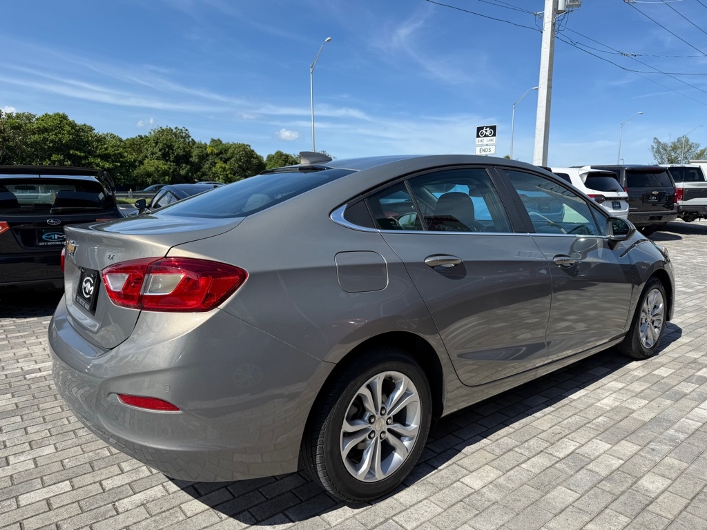 Chevrolet Cruze 4dr Sdn LT 2019 Chevrolet Cruze 4dr Sdn LT 2019