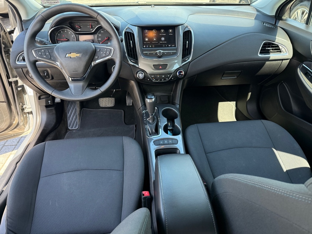 Chevrolet Cruze 4dr Sdn LT 2019 Chevrolet Cruze 4dr Sdn LT 2019