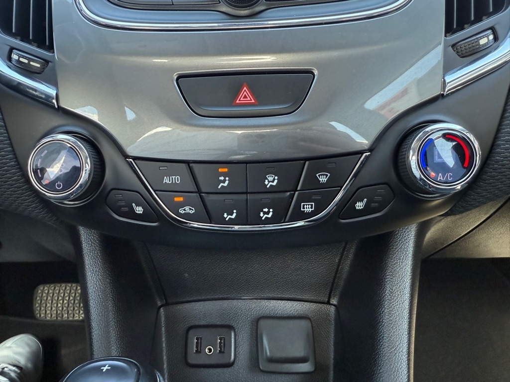 Chevrolet Cruze 4dr Sdn LT 2019 Chevrolet Cruze 4dr Sdn LT 2019