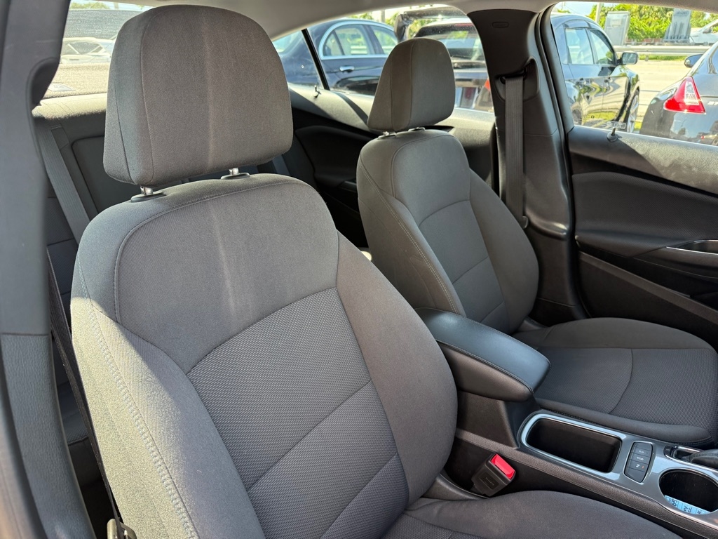 Chevrolet Cruze 4dr Sdn LT 2019 Chevrolet Cruze 4dr Sdn LT 2019