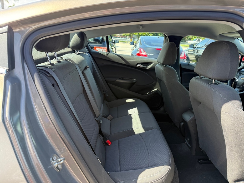 Chevrolet Cruze 4dr Sdn LT 2019 Chevrolet Cruze 4dr Sdn LT 2019