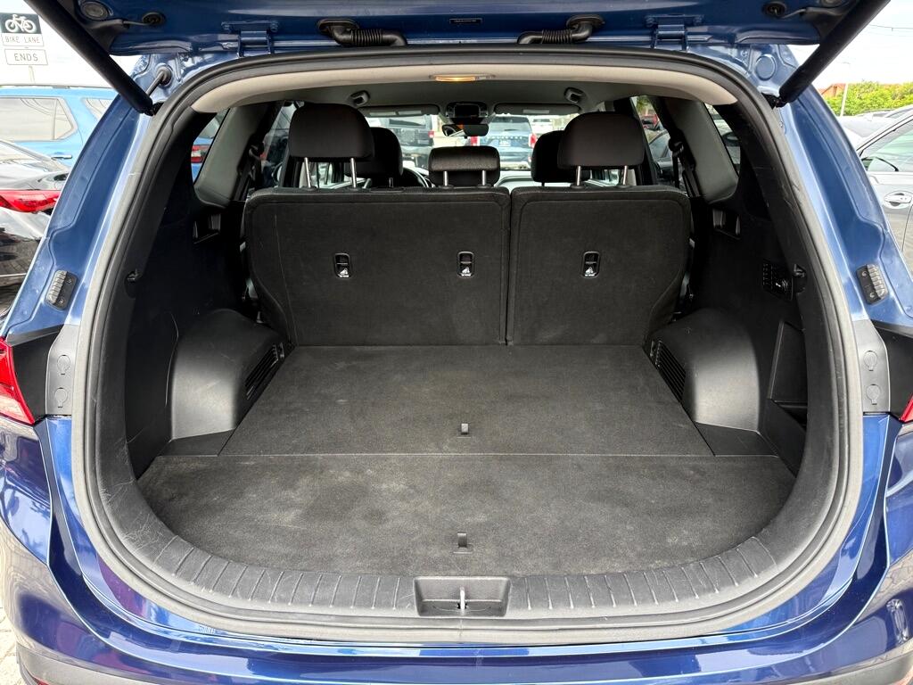 Hyundai Santa Fe SEL FWD 2023