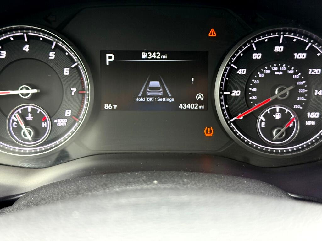 Hyundai Santa Fe SEL FWD 2023