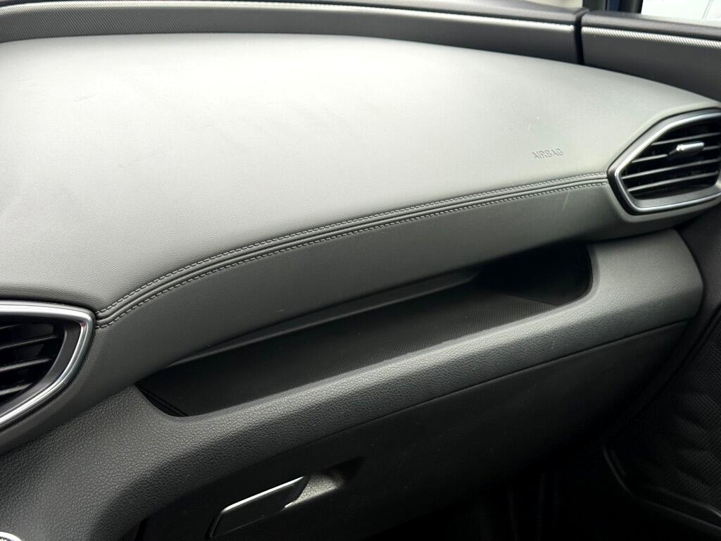 Hyundai Santa Fe SEL FWD 2023
