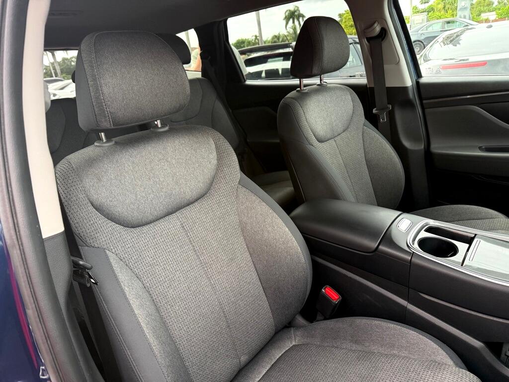 Hyundai Santa Fe SEL FWD 2023