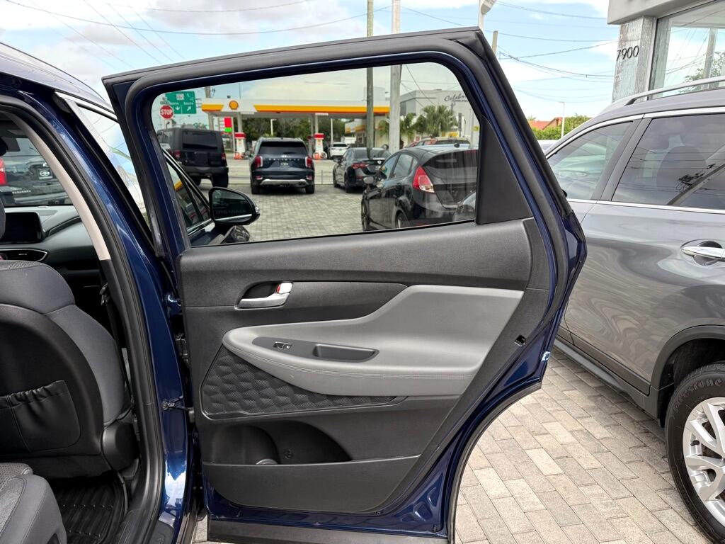 Hyundai Santa Fe SEL FWD 2023