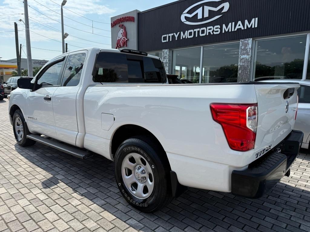 Nissan Titan 4x2 King Cab S 2021
