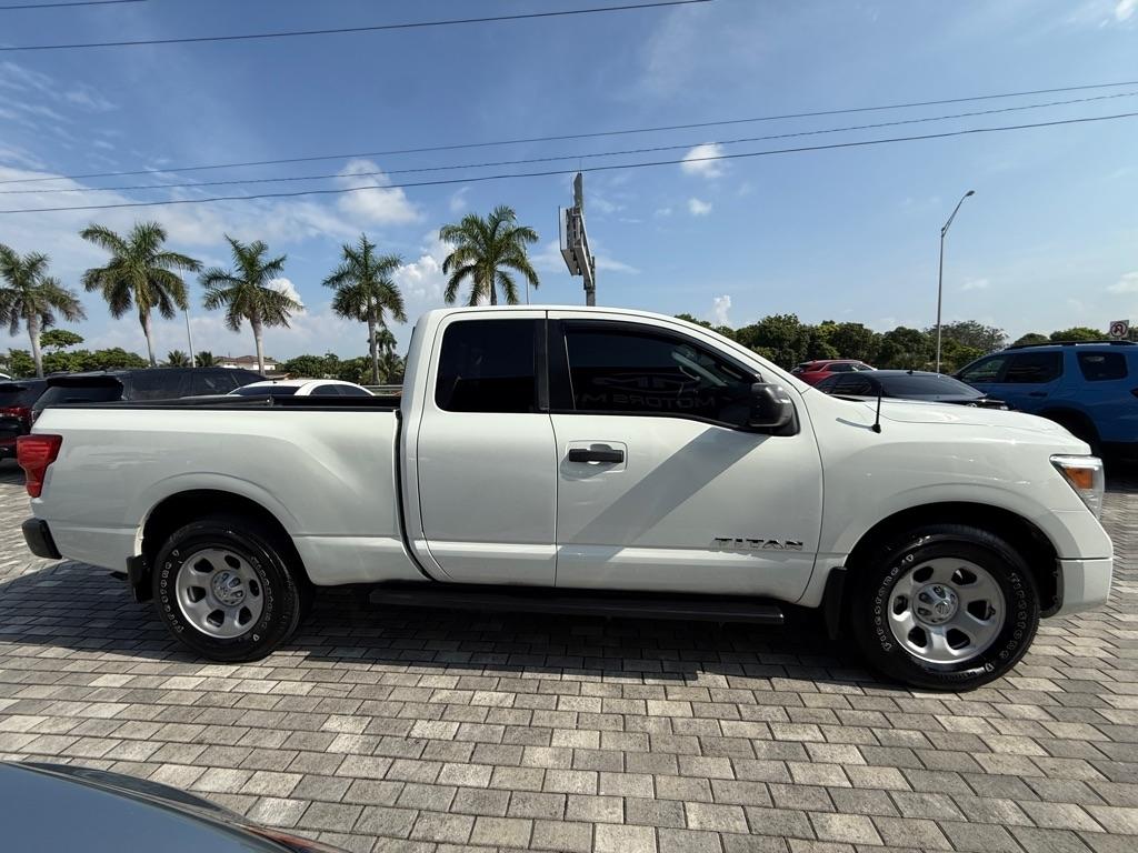 Nissan Titan 4x2 King Cab S 2021