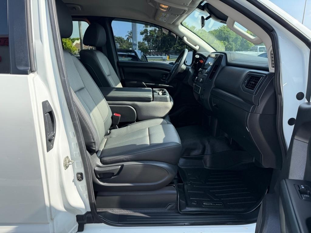 Nissan Titan 4x2 King Cab S 2021