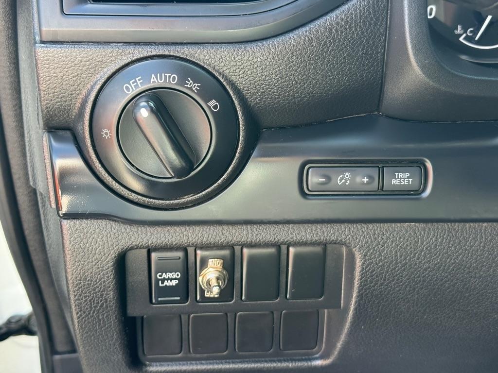 Nissan Titan 4x2 King Cab S 2021