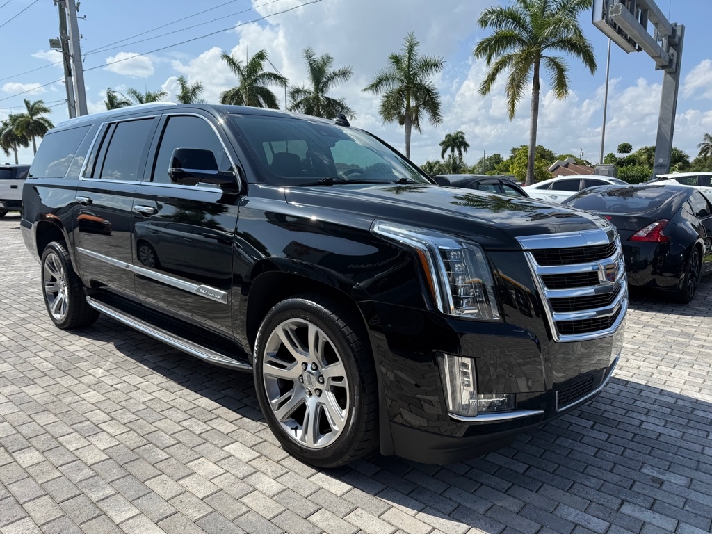 2020 Cadillac Escalade ESV 2WD 4dr Premium Luxury