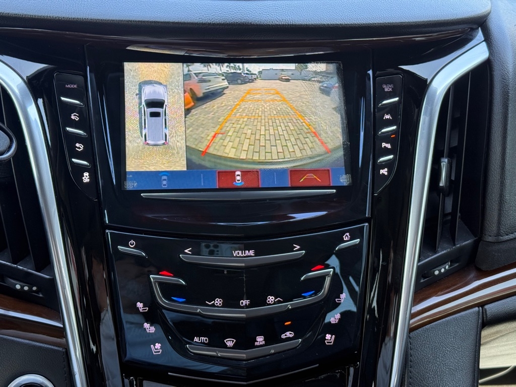 Cadillac Escalade ESV 2WD 4dr Premium Luxury 2020