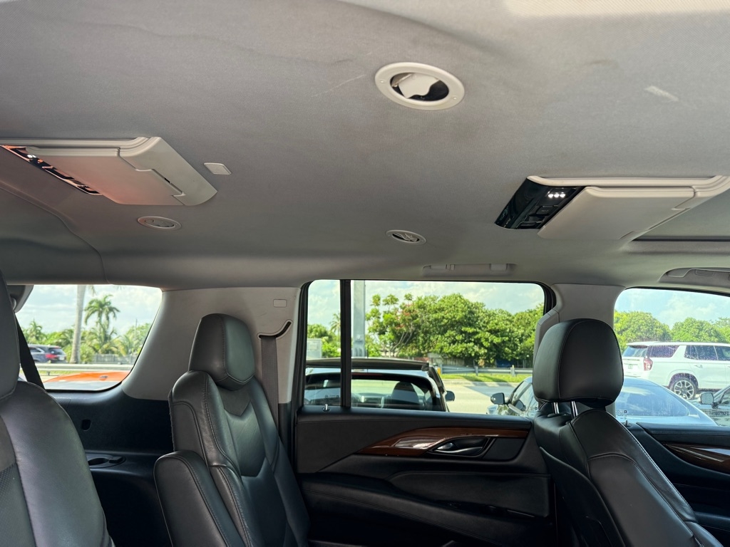 Cadillac Escalade ESV 2WD 4dr Premium Luxury 2020