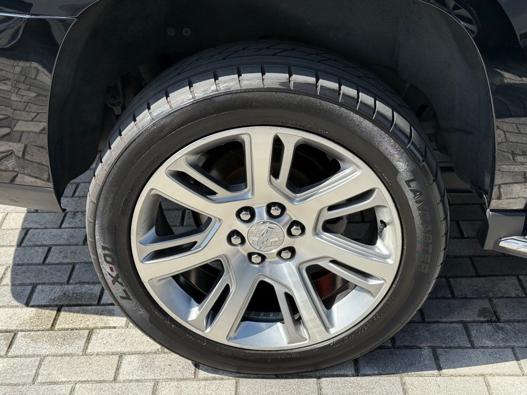 Cadillac Escalade ESV 2WD 4dr Premium Luxury 2020