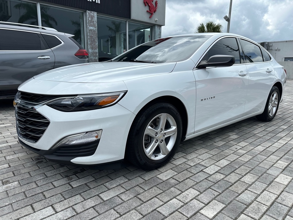 Chevrolet Malibu 4dr Sdn LS w/1LS 2023 Chevrolet Malibu 4dr Sdn LS w/1LS 2023