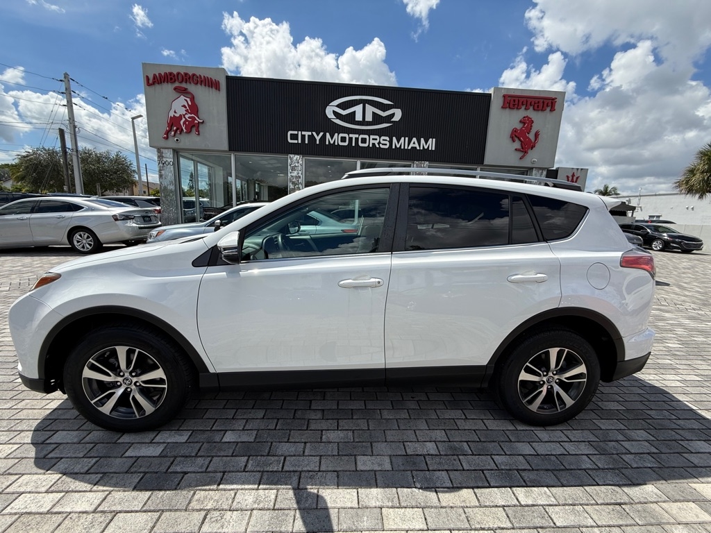 2018 Toyota RAV4 XLE photo 4