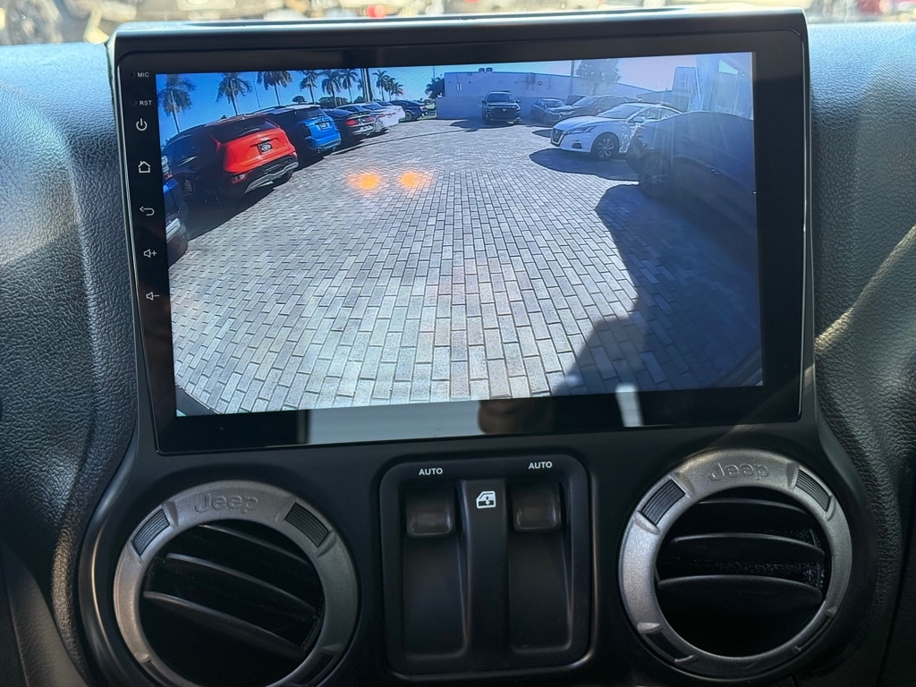 Jeep Wrangler 4WD 2dr Sport 2015