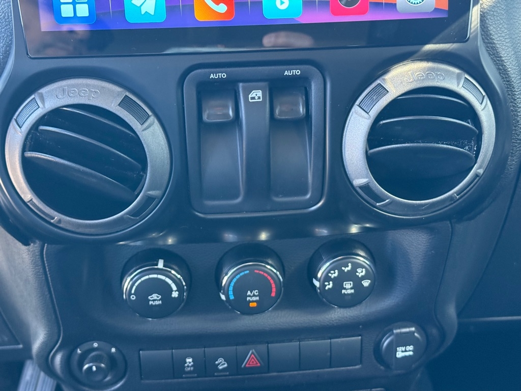 Jeep Wrangler 4WD 2dr Sport 2015