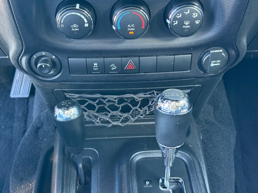 Jeep Wrangler 4WD 2dr Sport 2015