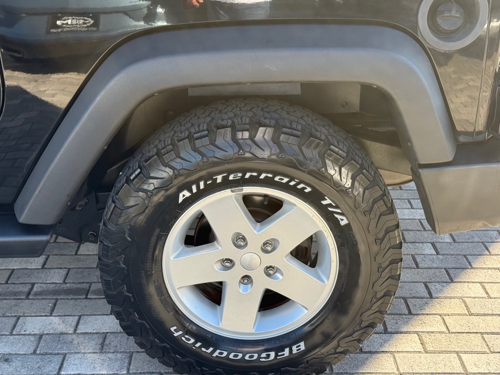 Jeep Wrangler 4WD 2dr Sport 2015