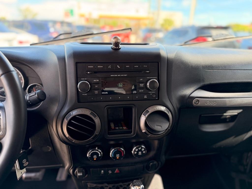Jeep Wrangler 4WD 2dr Sport 2016