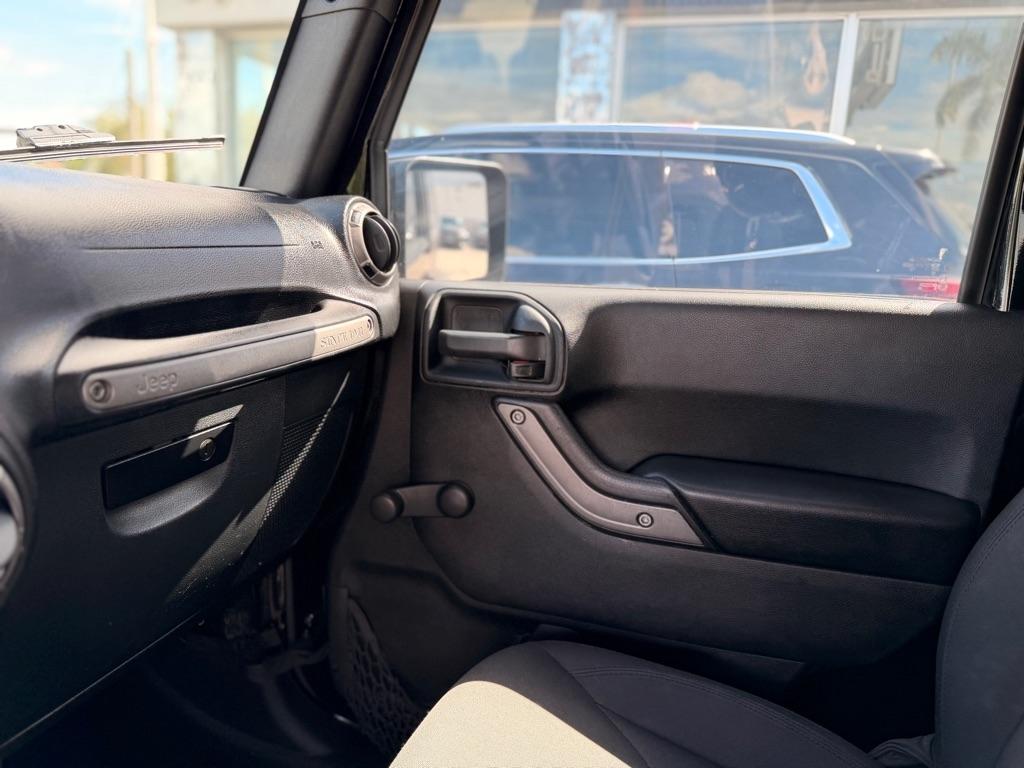 Jeep Wrangler 4WD 2dr Sport 2016