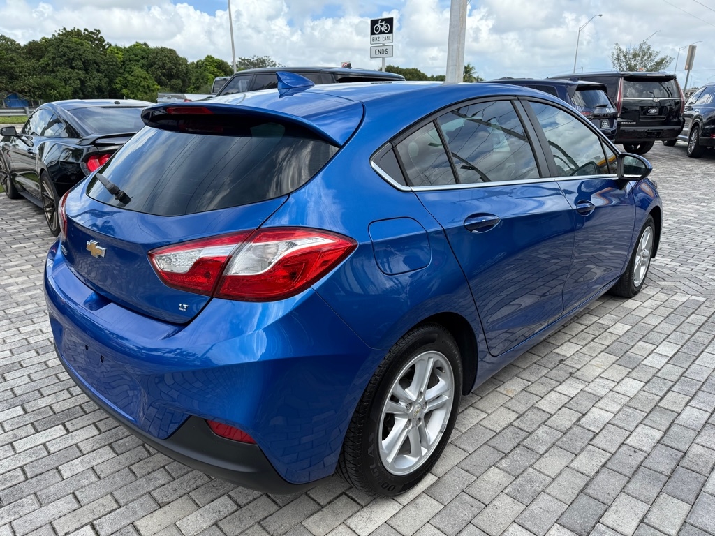 Chevrolet Cruze 4dr HB 1.4L LT w/1SD 2017 Chevrolet Cruze 4dr HB 1.4L LT w/1SD 2017