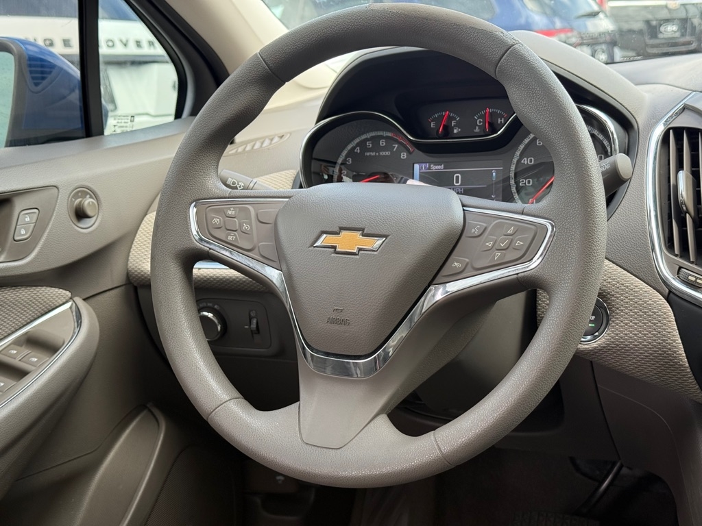 Chevrolet Cruze 4dr HB 1.4L LT w/1SD 2017 Chevrolet Cruze 4dr HB 1.4L LT w/1SD 2017