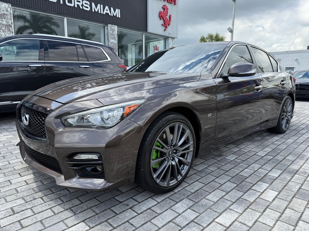 2014 Infiniti Q50 photo 3